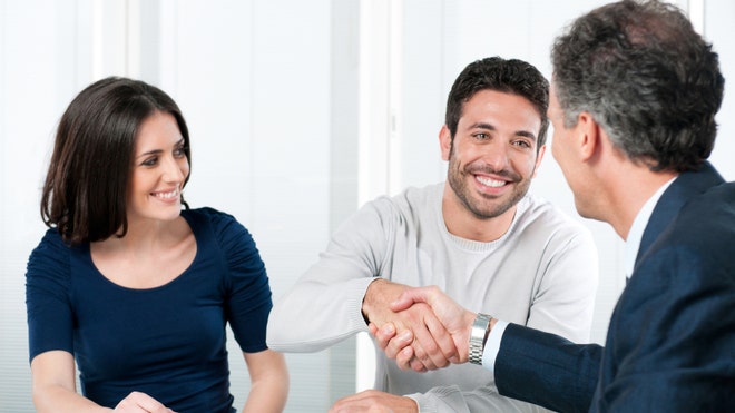 working_financial_advisor.jpg